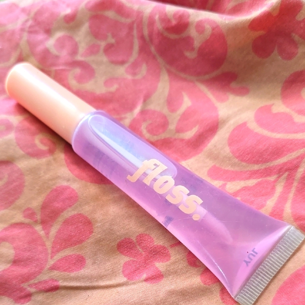 Floss - My Favorite Lip Gloss Yul Liquid Gloss NEW No Box